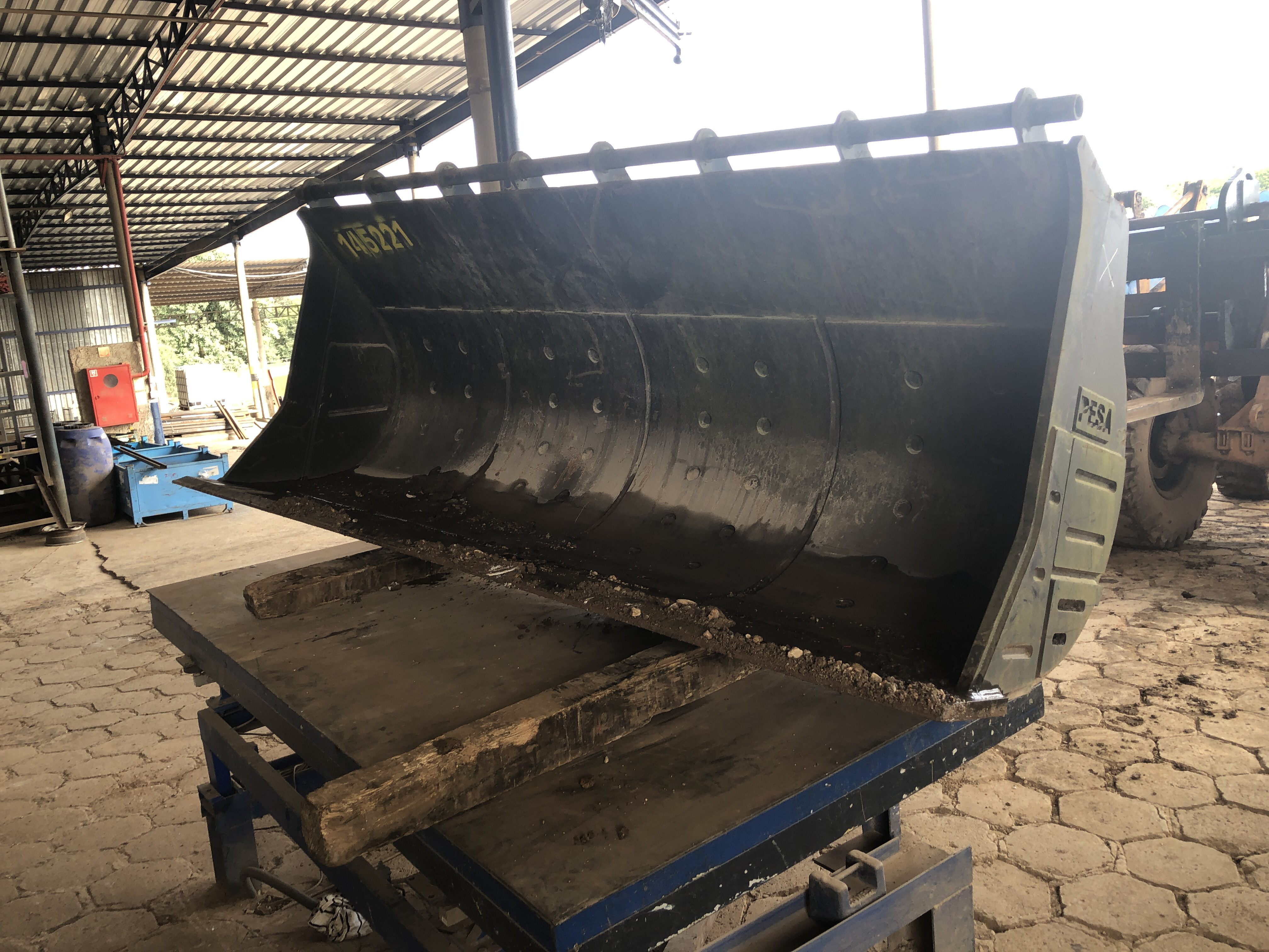 Concha para pá carregadeira- PESA