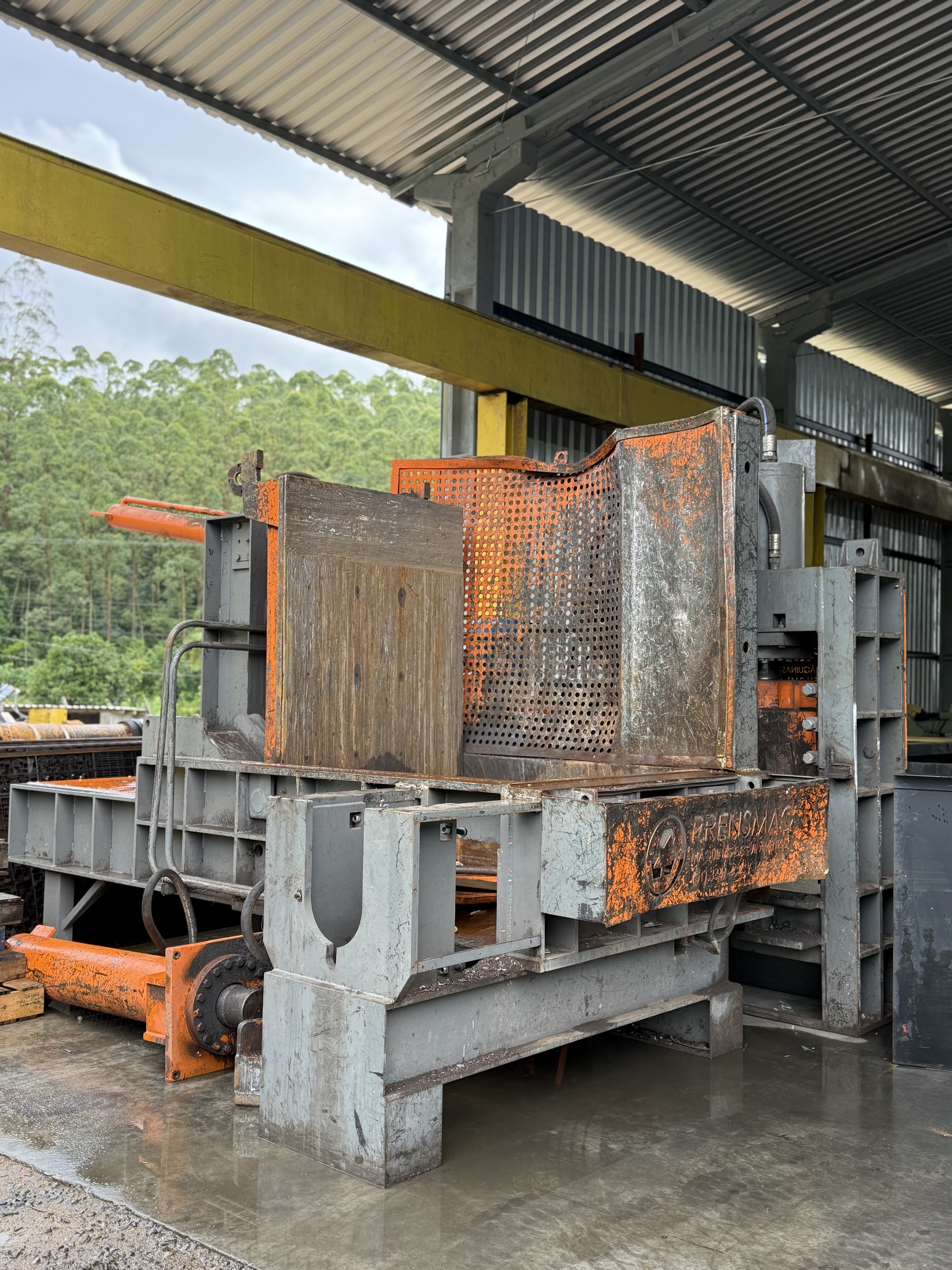 Prensa tesoura 200 ton 2 em 1