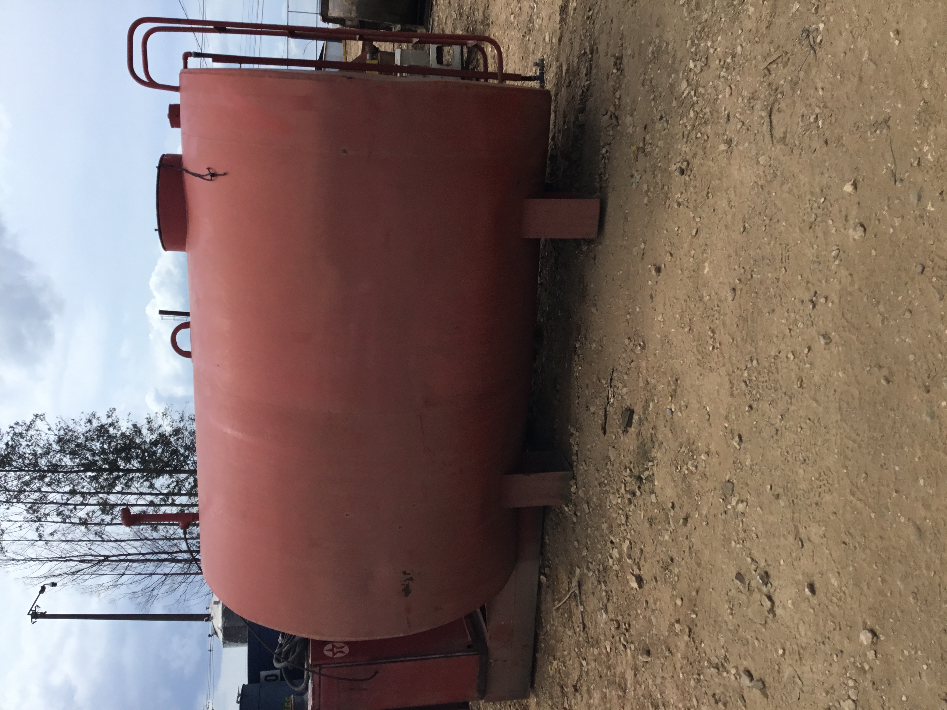 TANQUE DE COMBUSTÍVEL 7 MIL LITROS COMPLETO