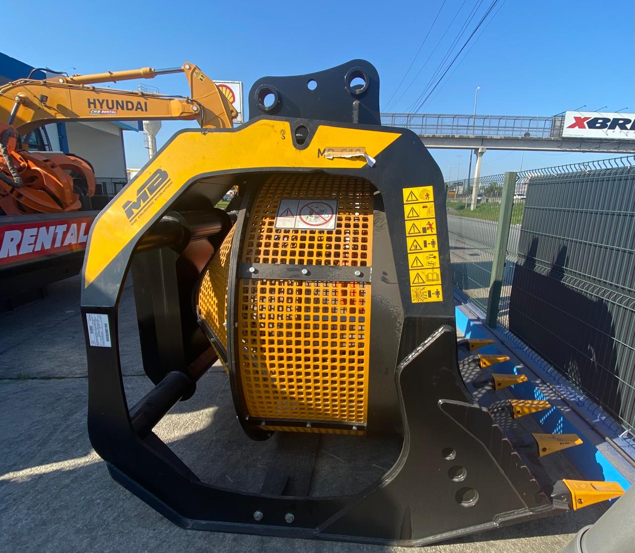 Caçamba Peneira MB Crusher S18 S4