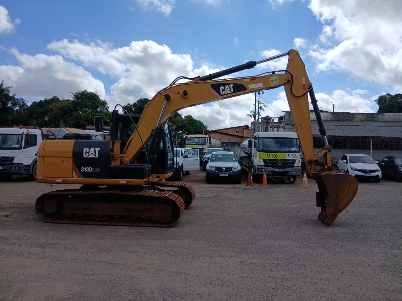 Escavadeira de esteira CAT 313D2 GC