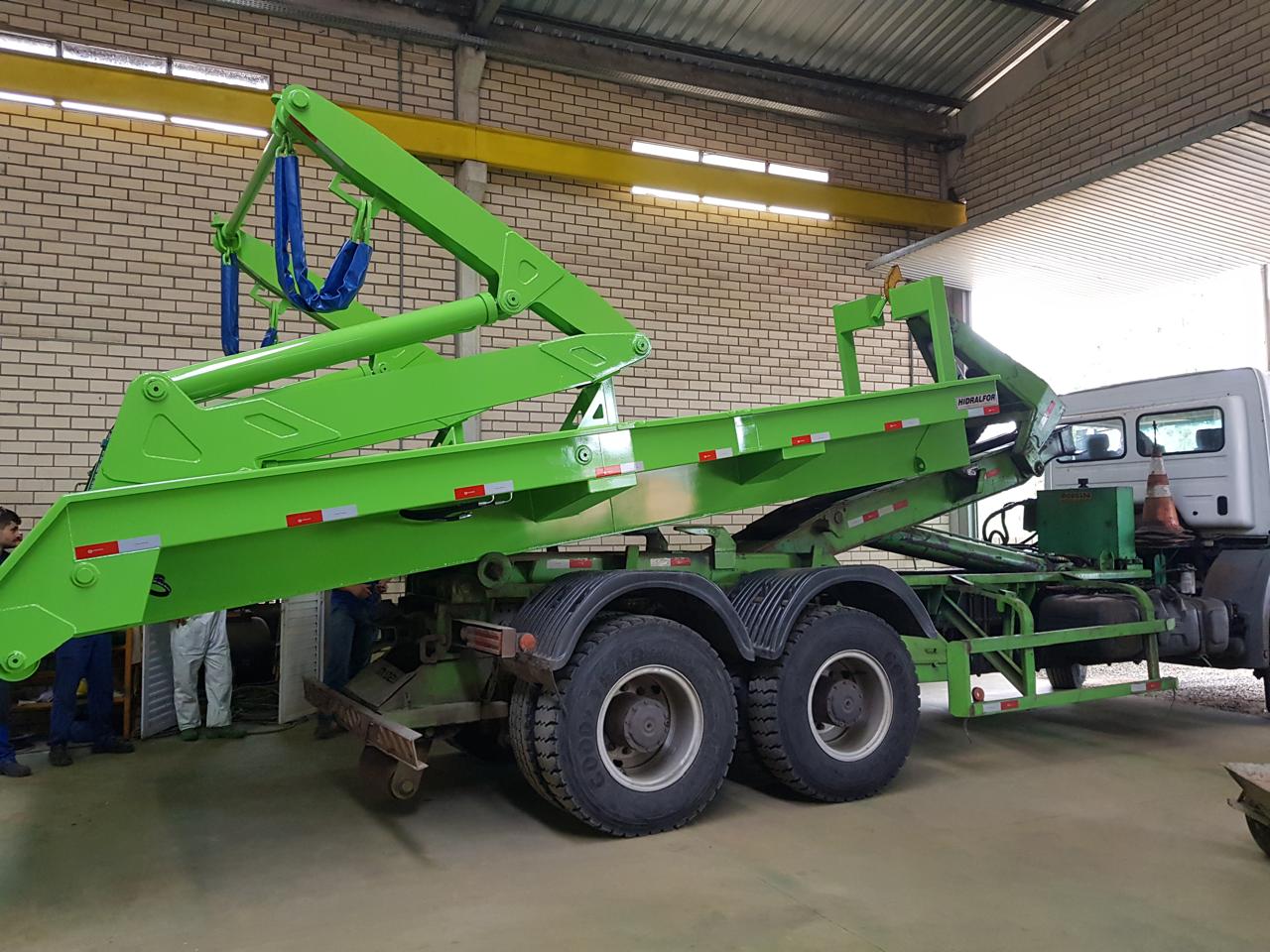 CARGOHOOK 8000XR - Poliguindaste Duplo Rollon 8Ton