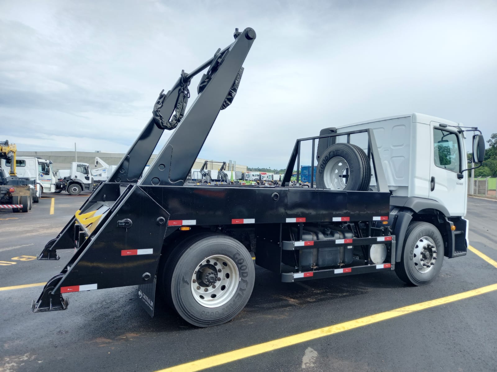 POLIGUINDASTE SIMPLES 8 TONS