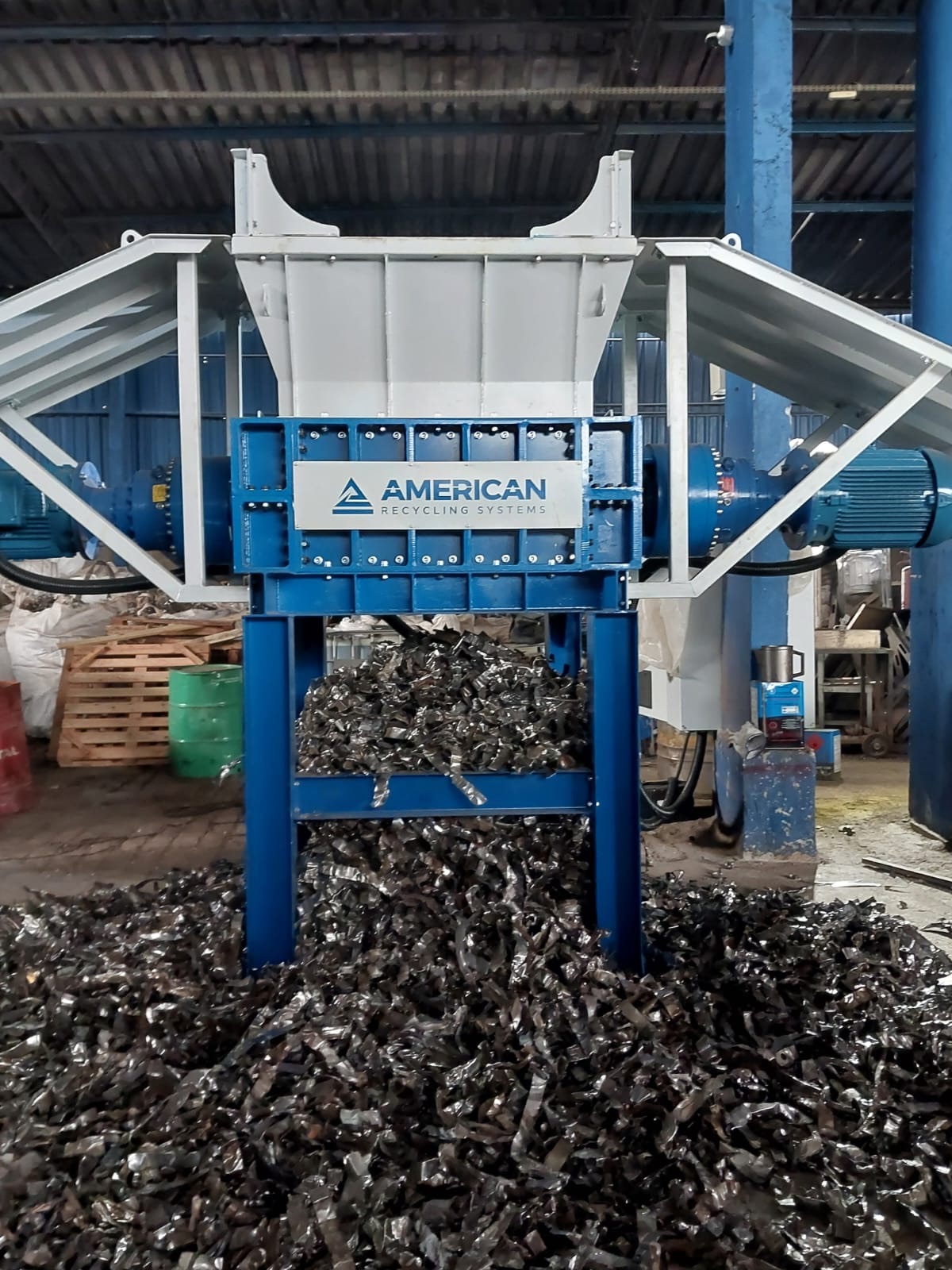 Triturador 2 Eixos Elétrico