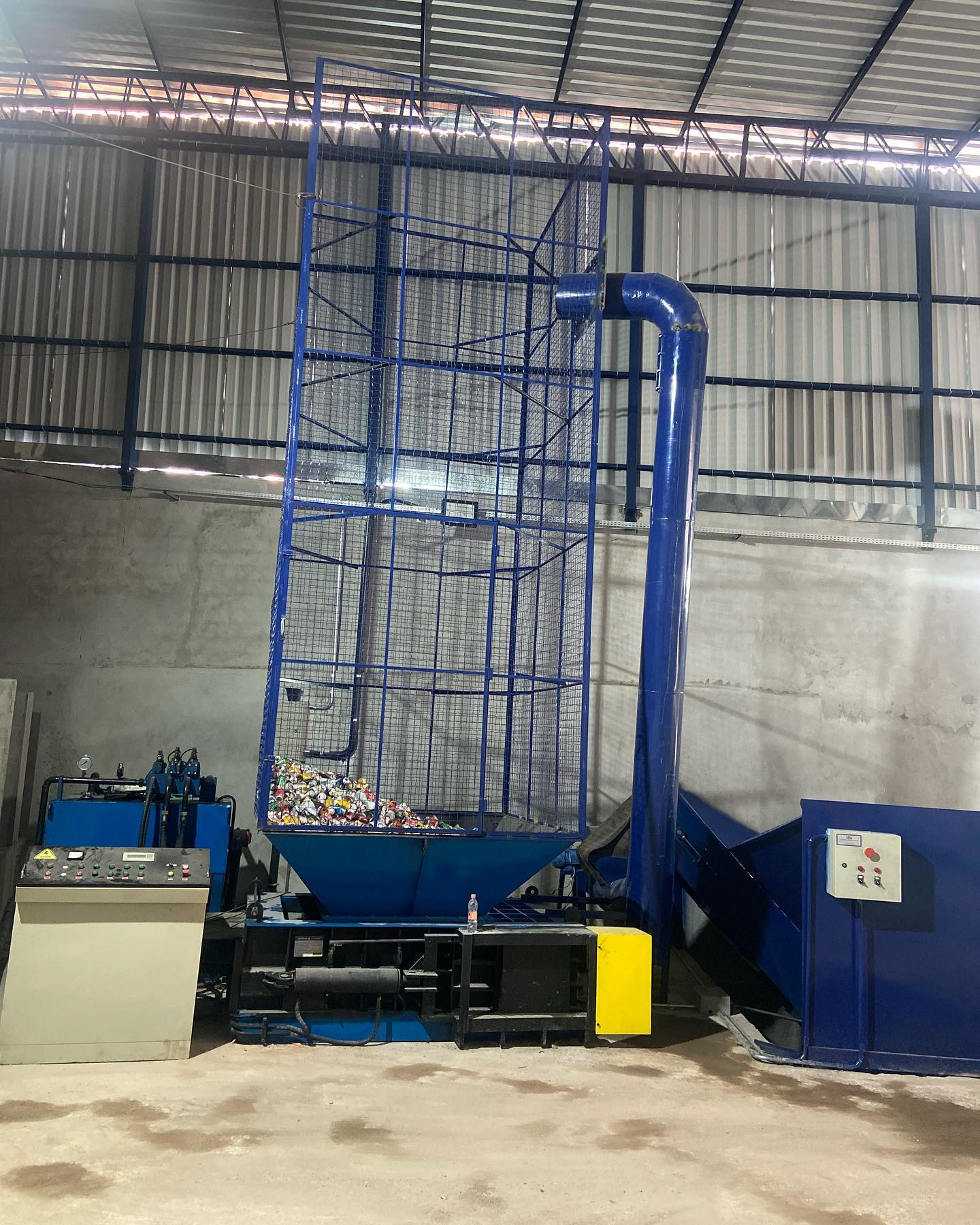 Prensa Automática Conemag PLX-200 para Alumínio + Esteira – 80 Ton